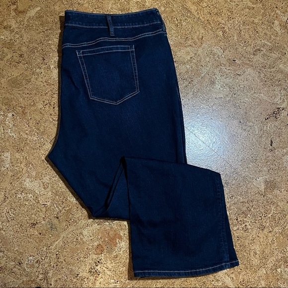 Torrid Premium Slim Boot Jeans Sz 26 Short - Picture 14 of 14